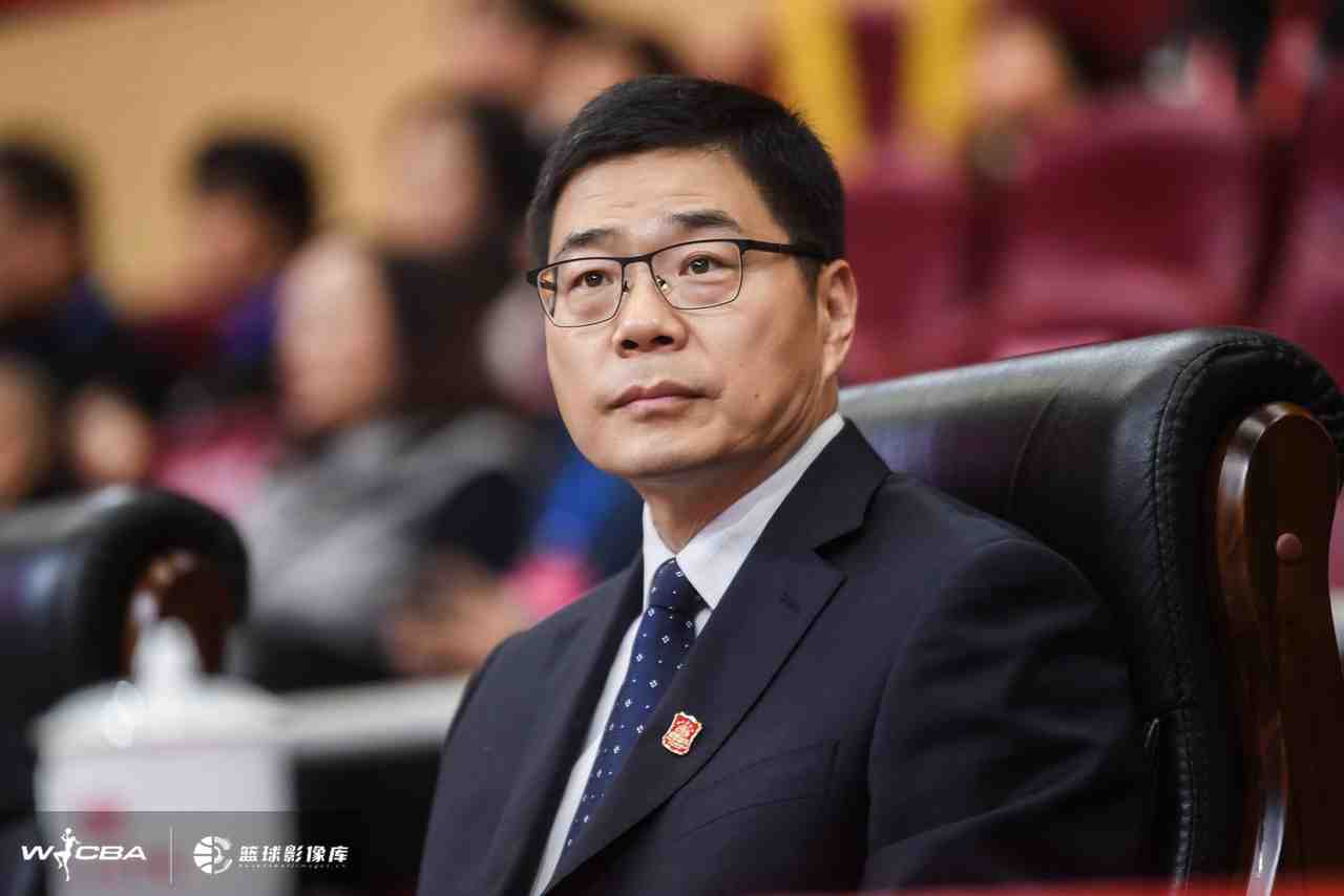 郭振明CBA发布会：国家队成绩和人民群众的期待还有明显的差距